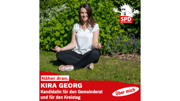 Kira Georg beim Meditieren